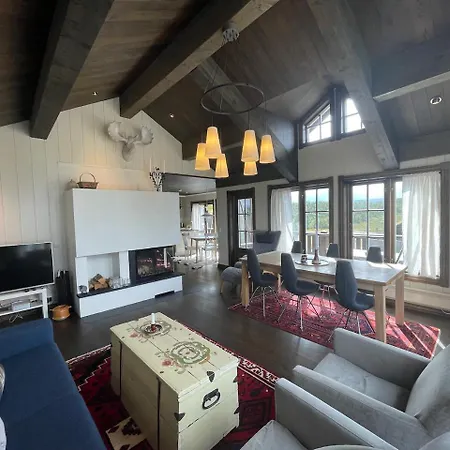 Mountain Retreat Near Hiking And Skiing Ferienhaus