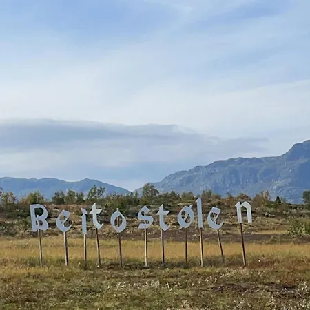 Ferienhaus Mountain Retreat Near Hiking And Skiing