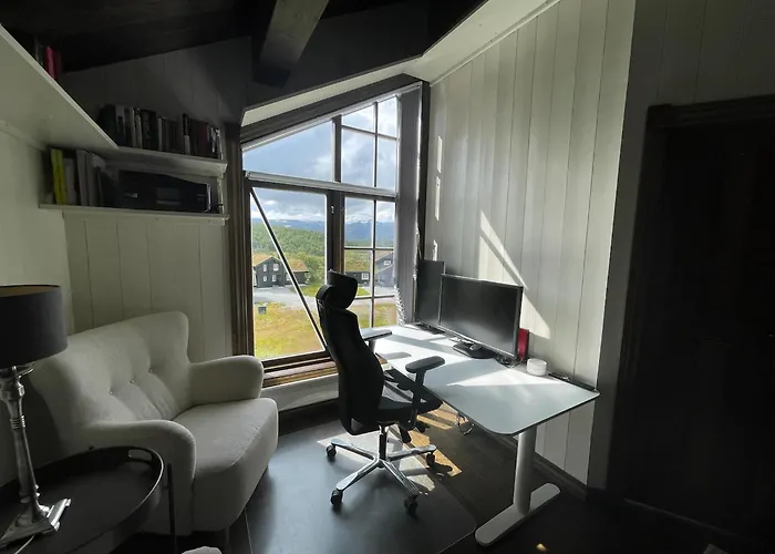 Mountain Retreat Near Hiking And Skiing Casa de Férias